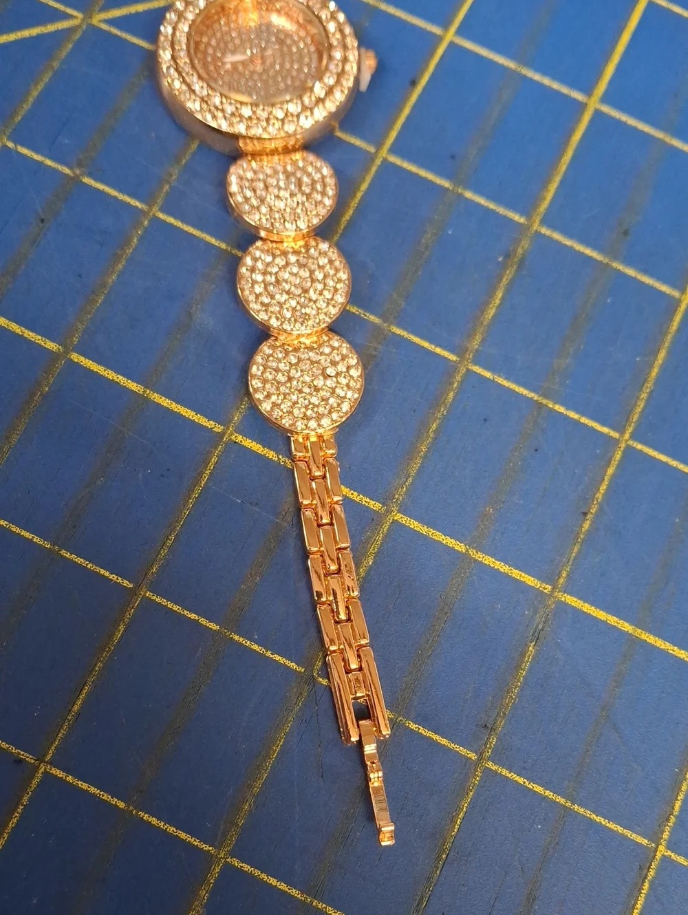 Rhinestone Rose Gold Tone 8